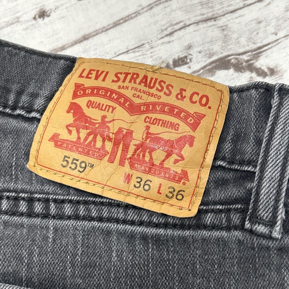 Levis 559 Jeans Mens 36x33 Gray Relaxed Straight Mid Rise Medium Wash Denim READ - Picture 3 of 10